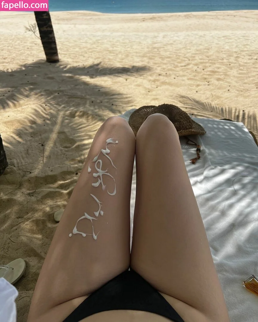 Duyenn Hipp / duyenn.hipp Onlyfans Photo Gallery 