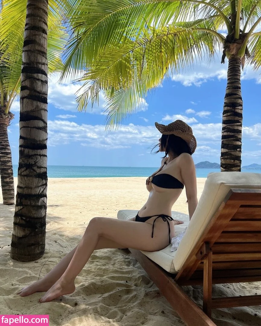 Duyenn Hipp / duyenn.hipp Onlyfans Photo Gallery 