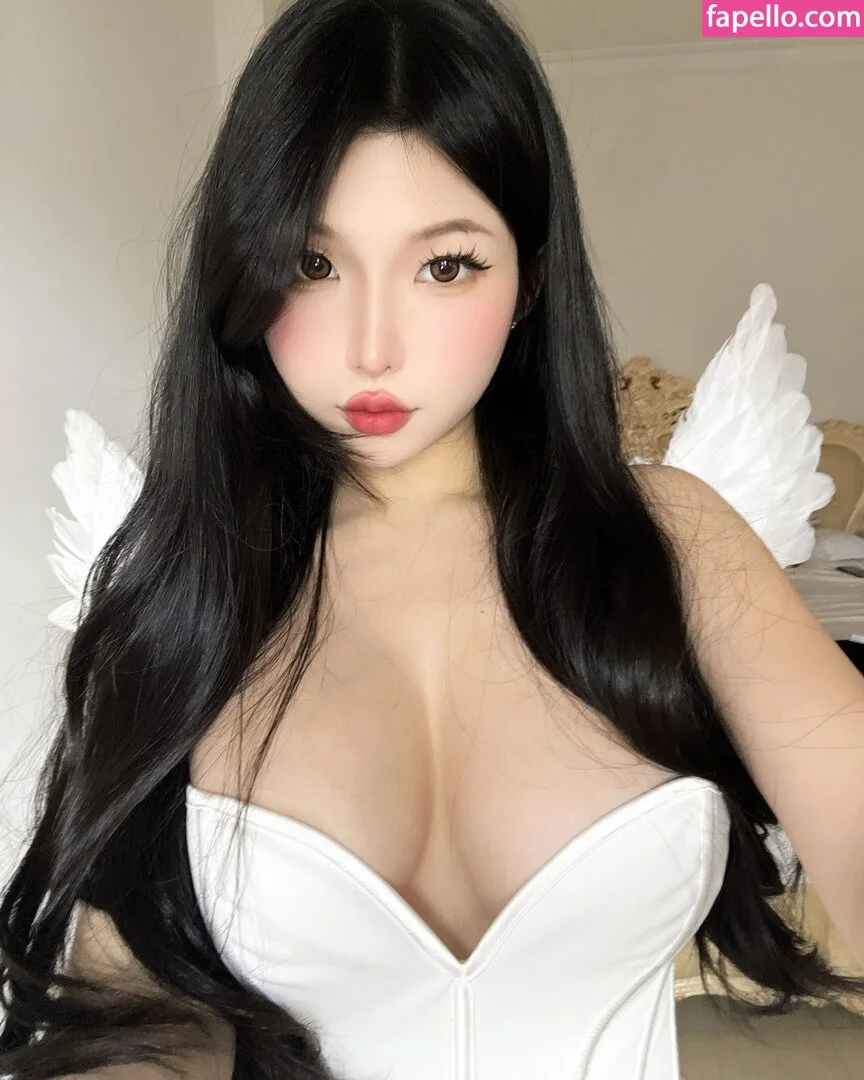 Duyenn Hipp / duyenn.hipp Onlyfans Photo Gallery 