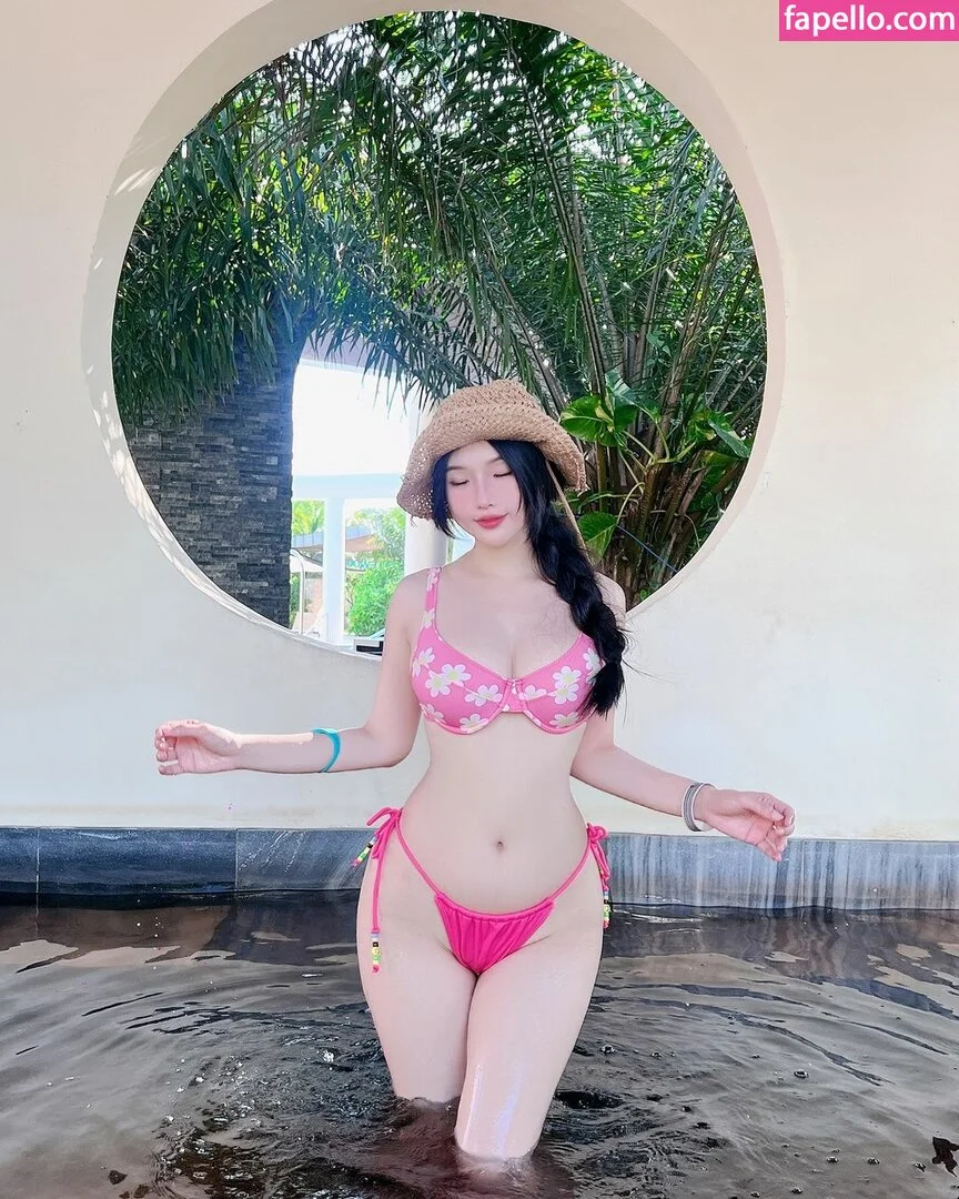 Duyenn Hipp / duyenn.hipp Onlyfans Photo Gallery 