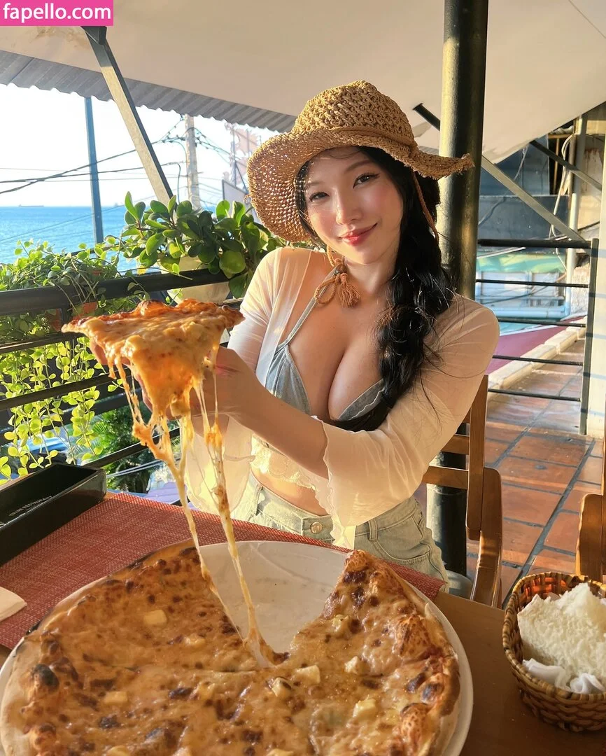 Duyenn Hipp / duyenn.hipp Onlyfans Photo Gallery 