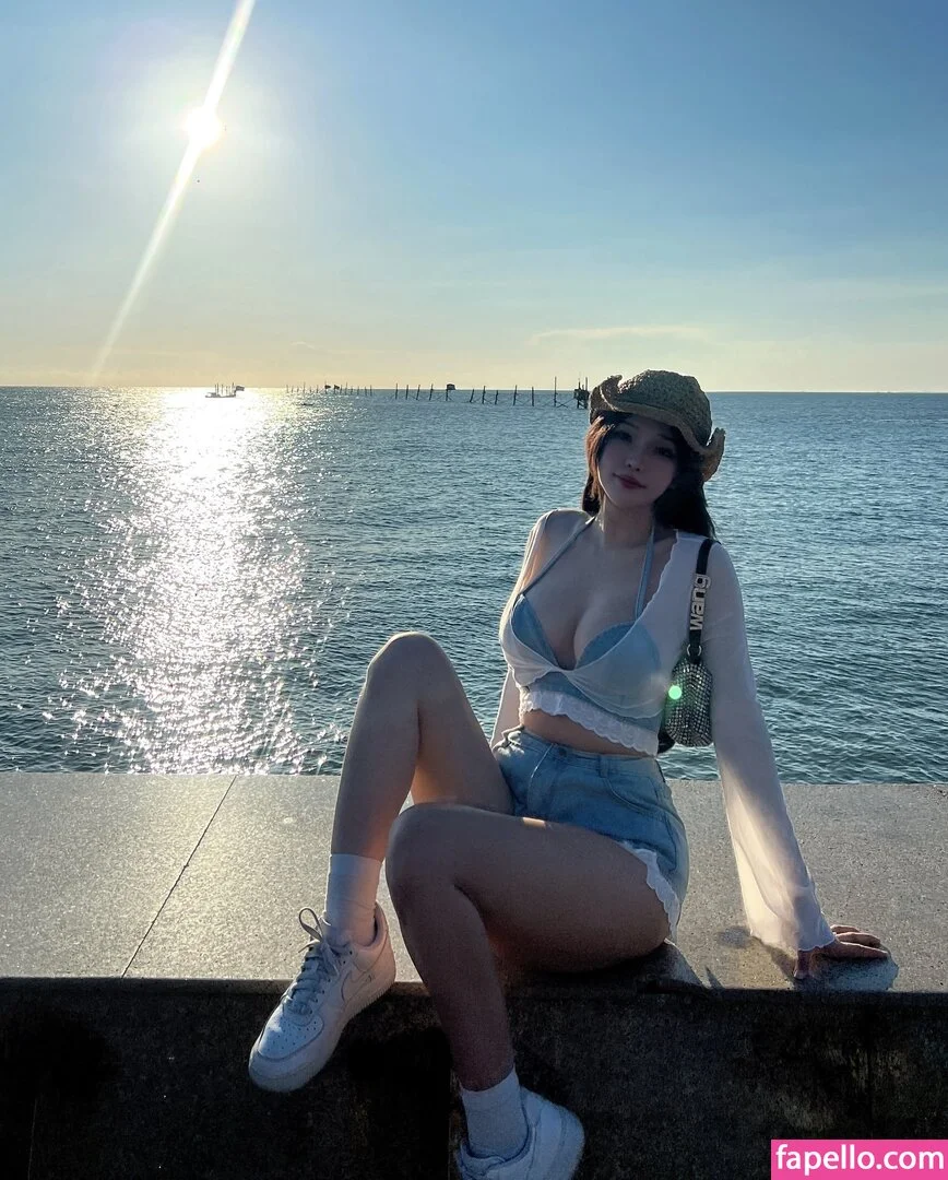 Duyenn Hipp / duyenn.hipp Onlyfans Photo Gallery 