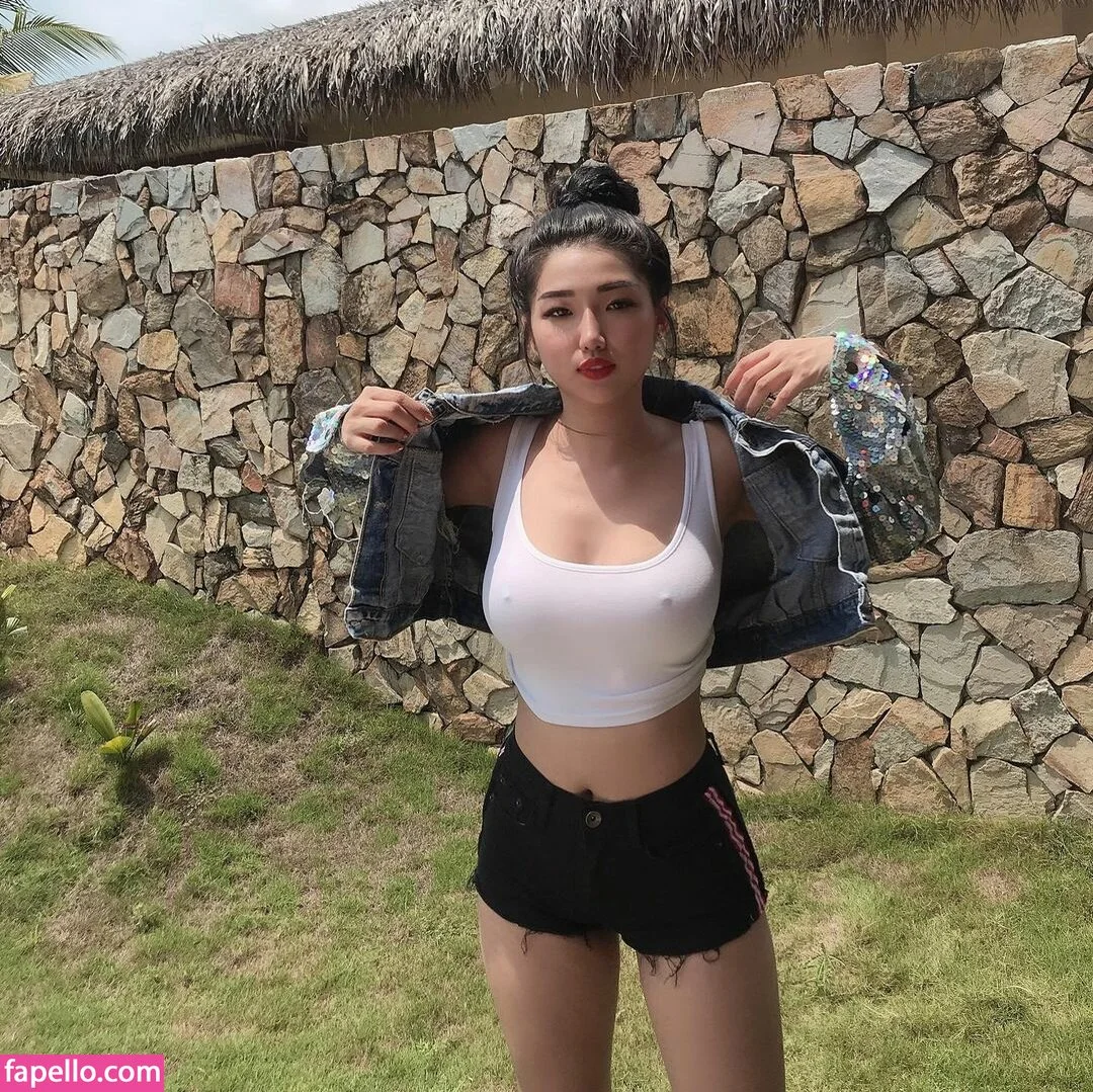 Duyenn Hipp / duyenn.hipp Onlyfans Photo Gallery 