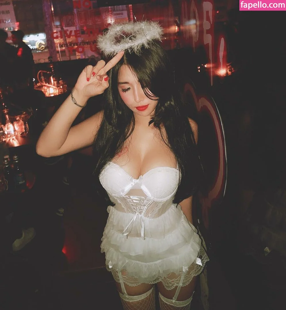 Duyenn Hipp / duyenn.hipp Onlyfans Photo Gallery 