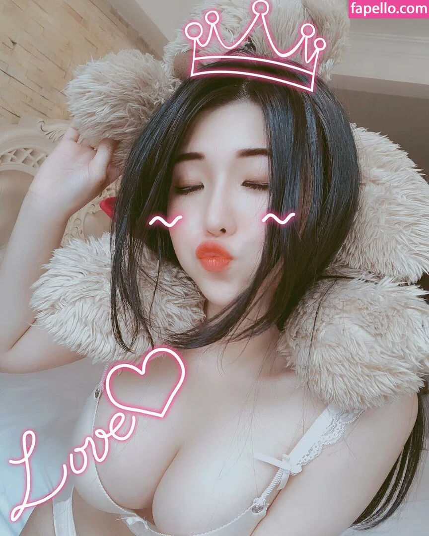 Duyenn Hipp / duyenn.hipp Onlyfans Photo Gallery 