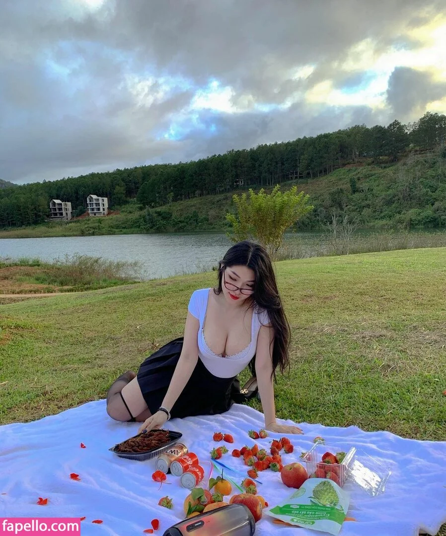 Duyenn Hipp / duyenn.hipp Onlyfans Photo Gallery 