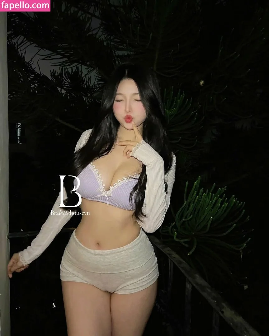 Duyenn Hipp / duyenn.hipp Onlyfans Photo Gallery 