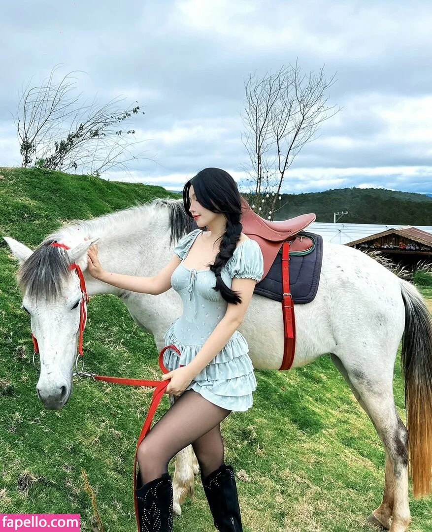 Duyenn Hipp / duyenn.hipp Onlyfans Photo Gallery 