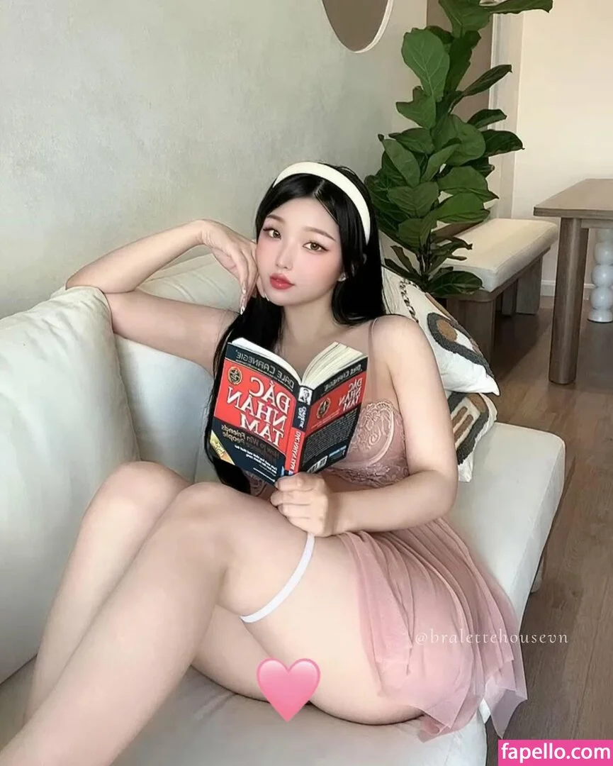 Duyenn Hipp / duyenn.hipp Onlyfans Photo Gallery 