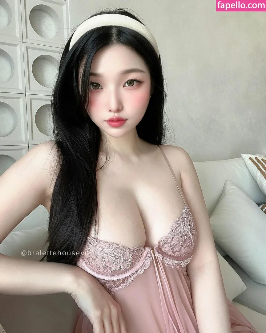 Duyenn Hipp / duyenn.hipp Onlyfans Photo Gallery 