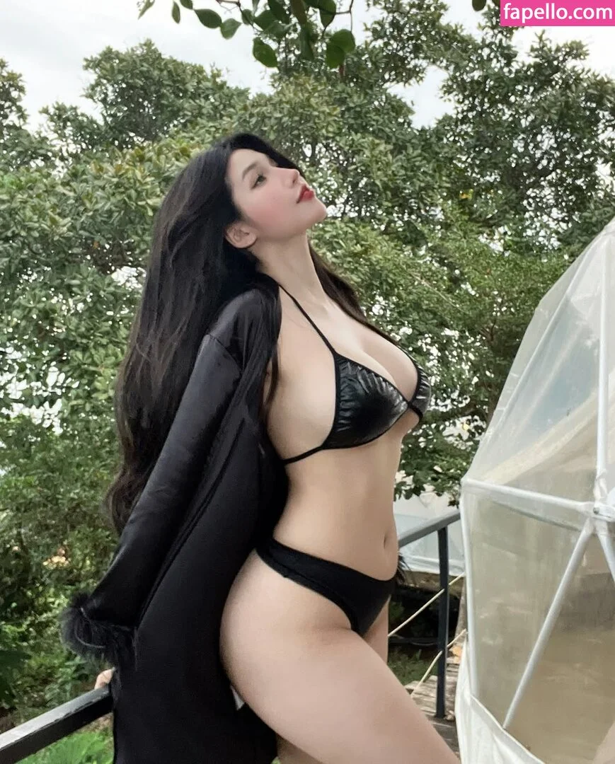 Duyenn Hipp / duyenn.hipp Onlyfans Photo Gallery 