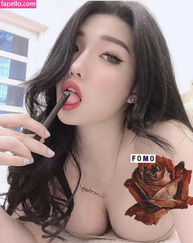 Duyenn Hipp / duyenn.hipp Onlyfans Photo Gallery 