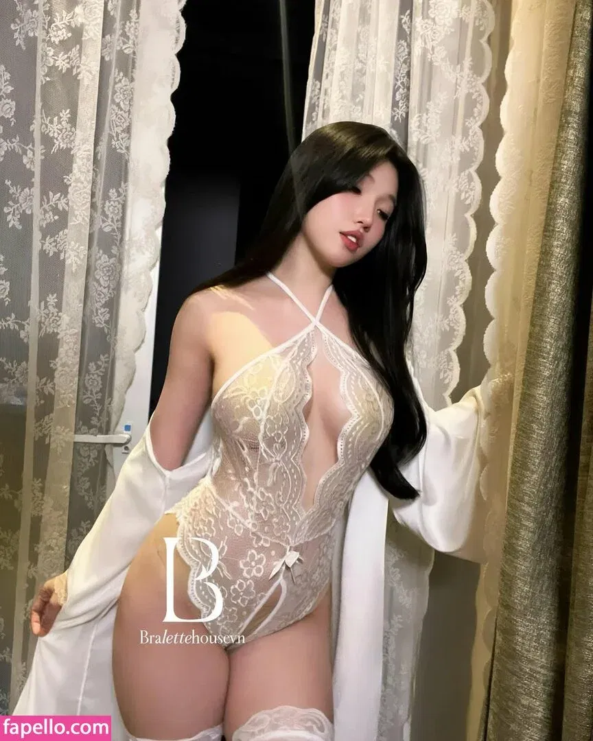 Duyenn Hipp / duyenn.hipp Onlyfans Photo Gallery 