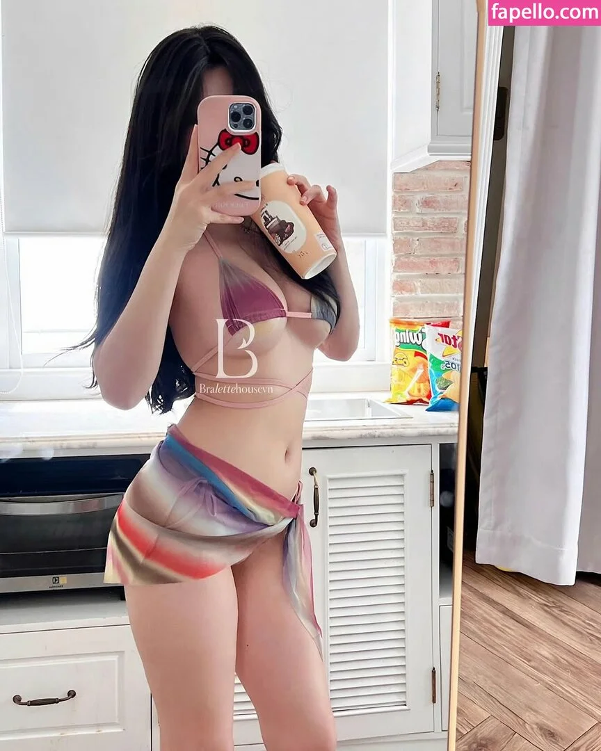 Duyenn Hipp / duyenn.hipp Onlyfans Photo Gallery 