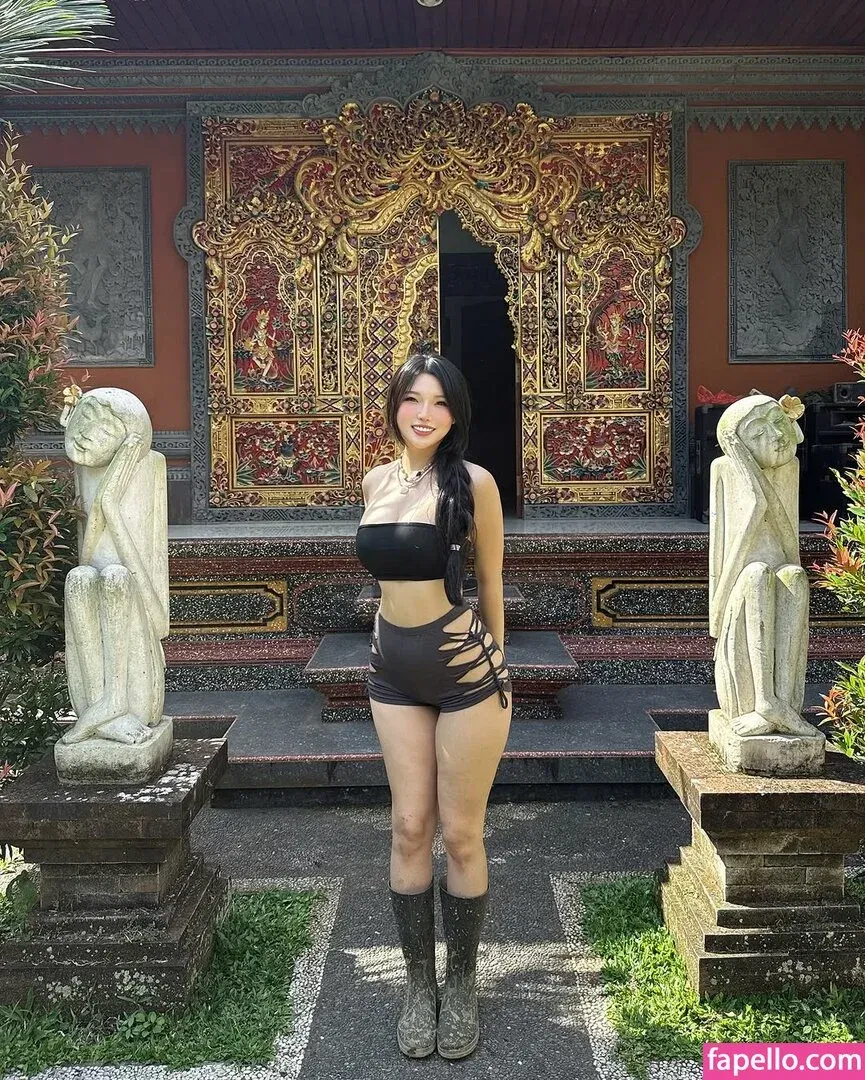 Duyenn Hipp / duyenn.hipp Onlyfans Photo Gallery 