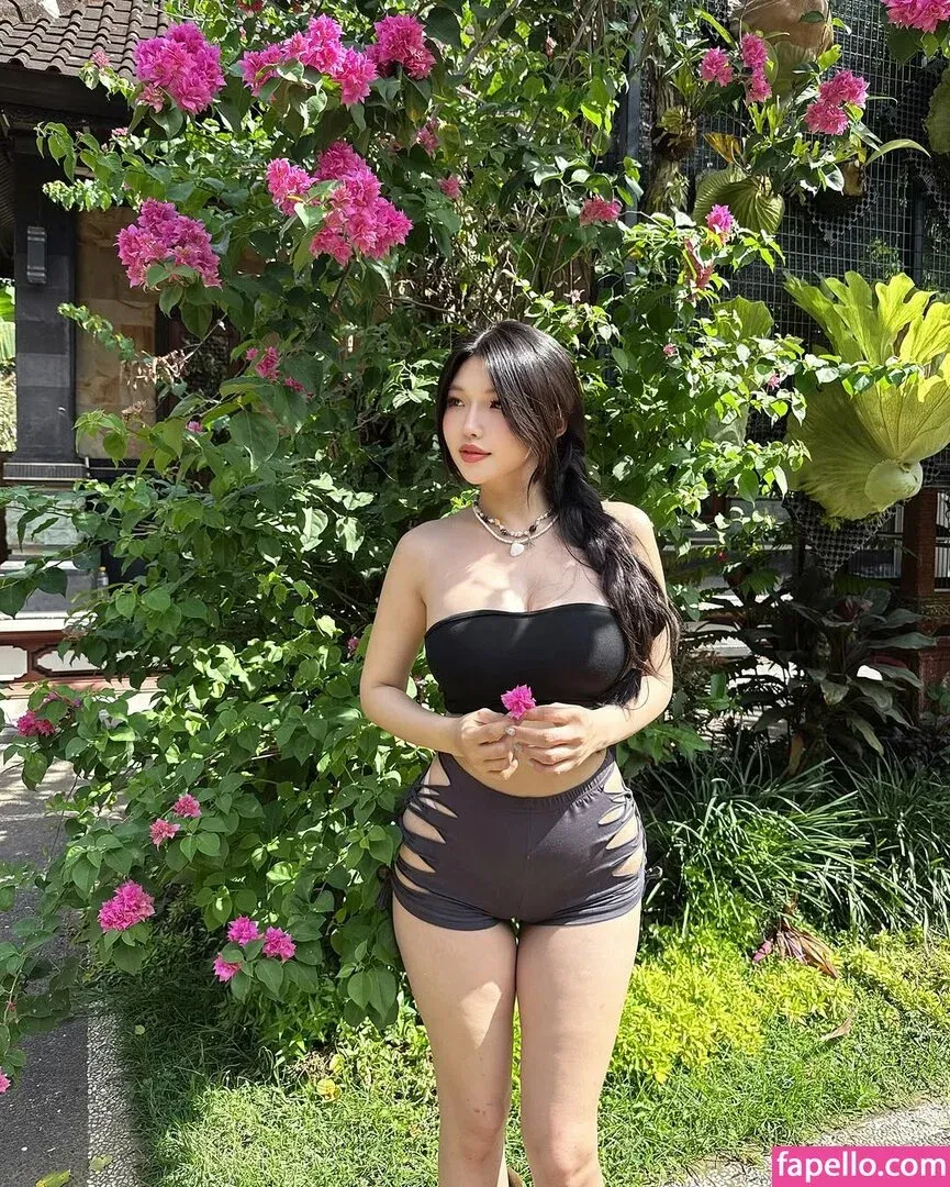 Duyenn Hipp / duyenn.hipp Onlyfans Photo Gallery 