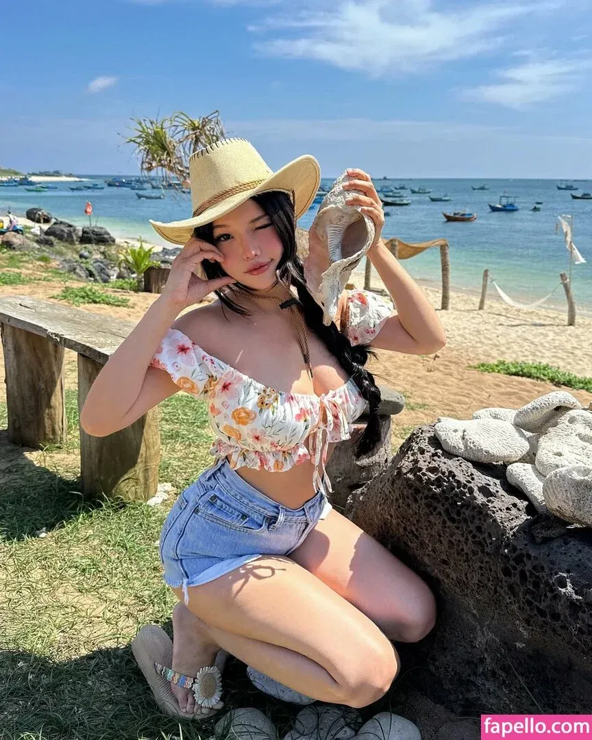 Duyenn Hipp / duyenn.hipp Onlyfans Photo Gallery 