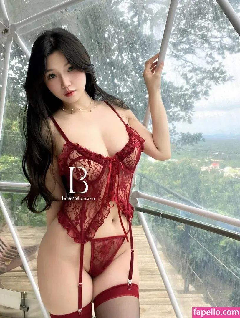 Duyenn Hipp / duyenn.hipp Onlyfans Photo Gallery 