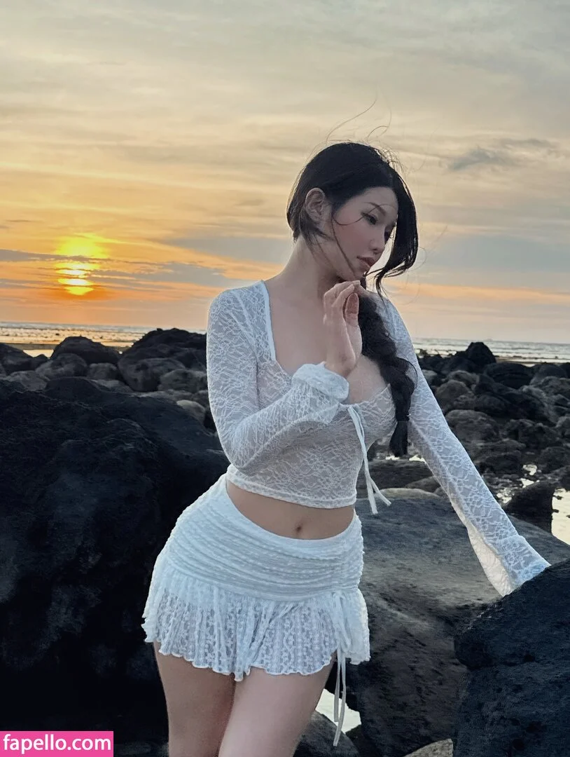 Duyenn Hipp / duyenn.hipp Onlyfans Photo Gallery 