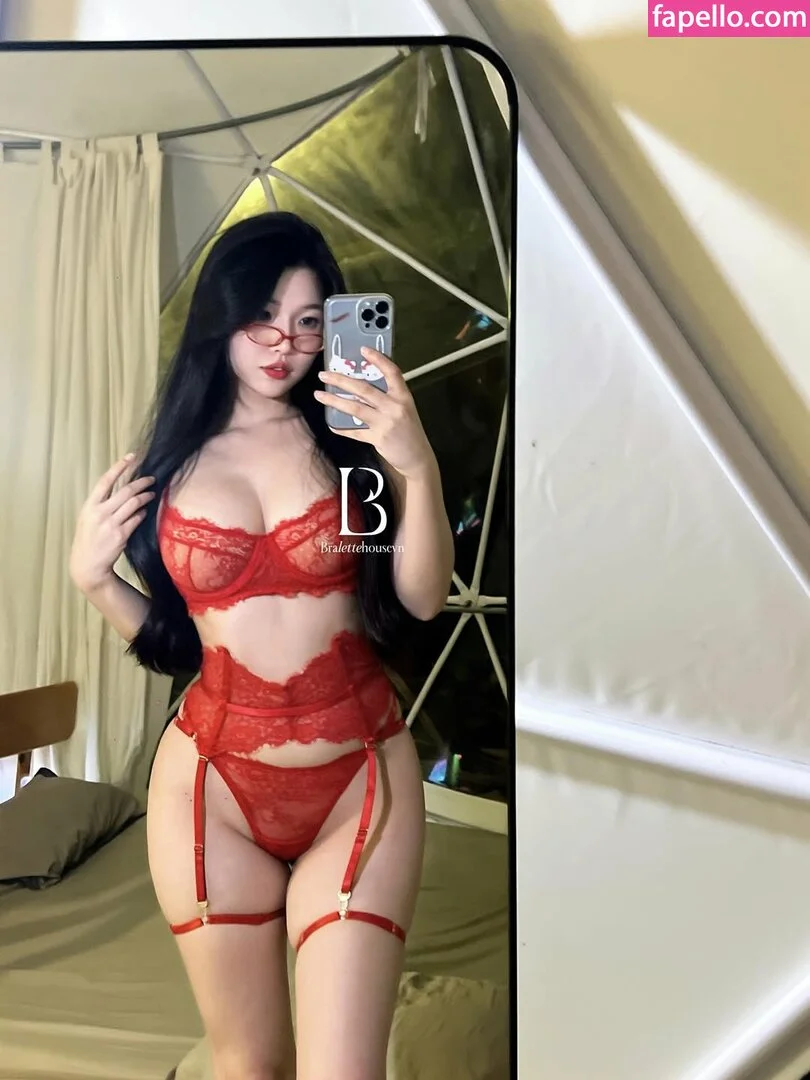 Duyenn Hipp / duyenn.hipp Onlyfans Photo Gallery 