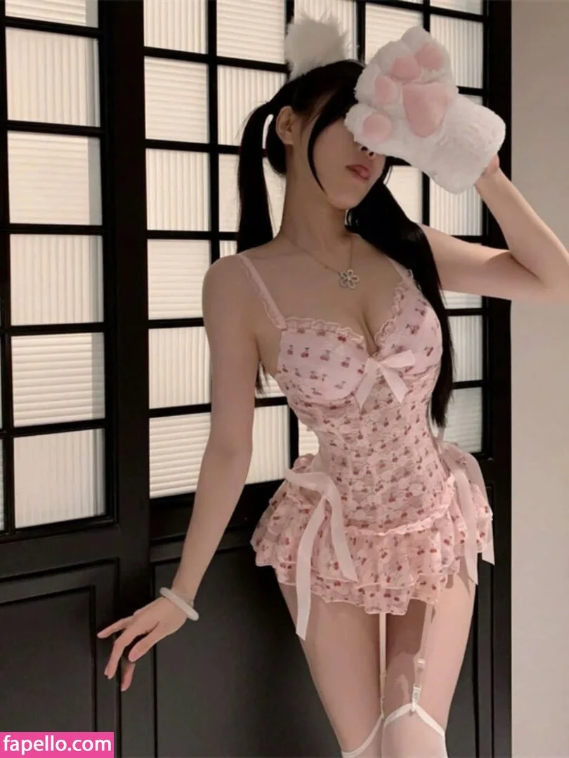 Duyenn Hipp / duyenn.hipp Onlyfans Photo Gallery 