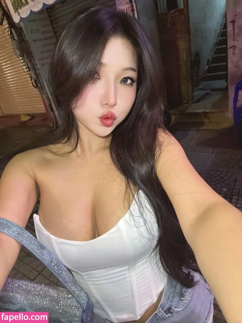 Duyenn Hipp / duyenn.hipp Onlyfans Photo Gallery 