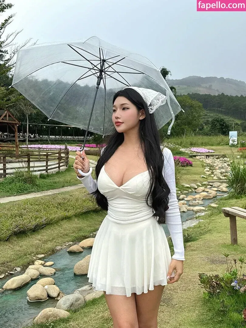 Duyenn Hipp / duyenn.hipp Onlyfans Photo Gallery 