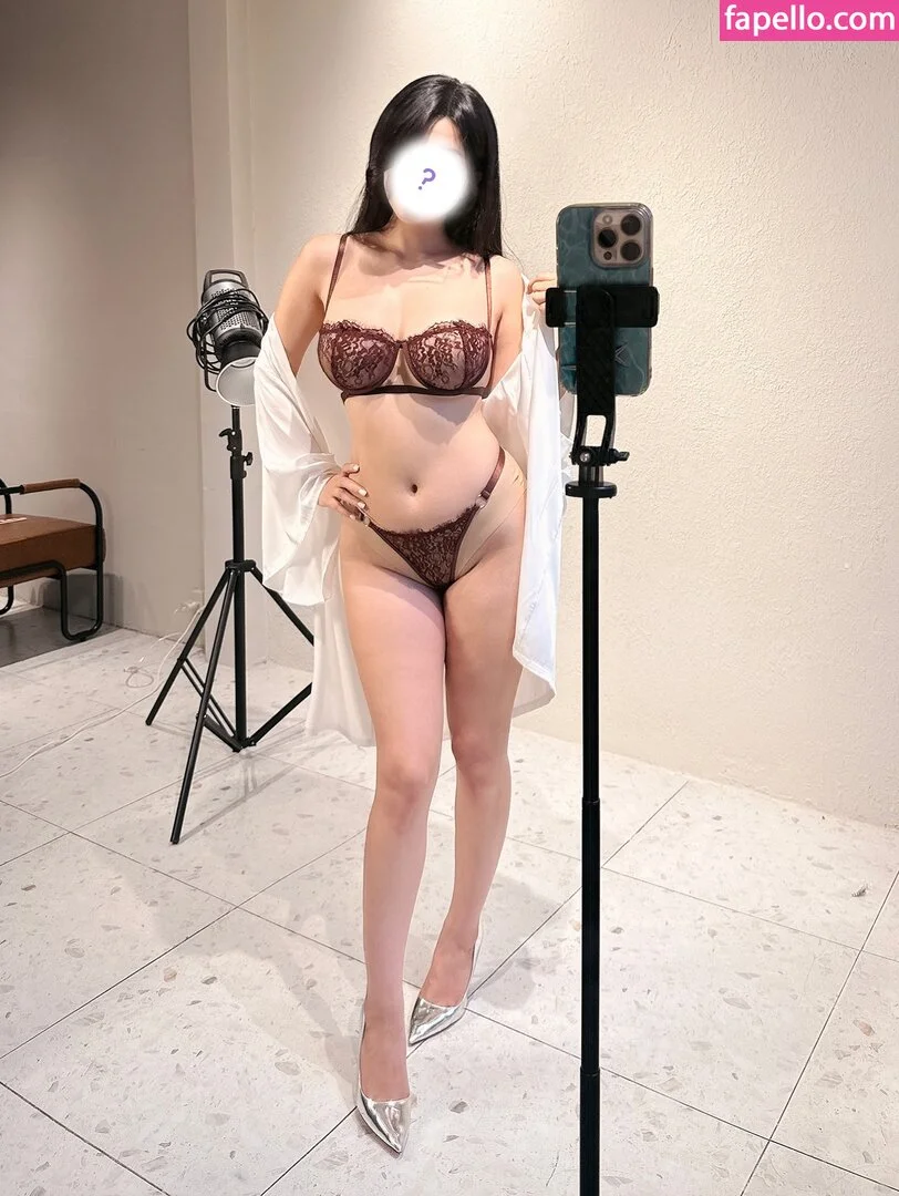 Duyenn Hipp / duyenn.hipp Onlyfans Photo Gallery 