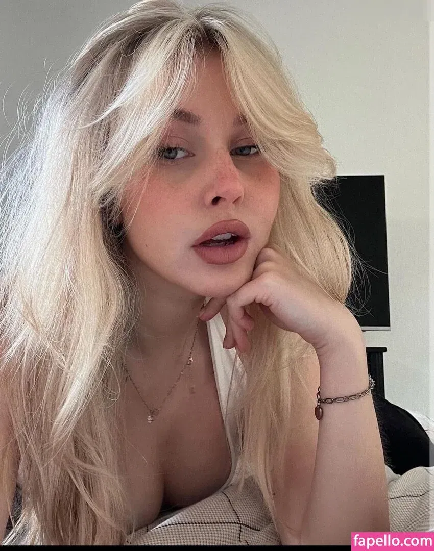 Cirizzle / cirizle / cirizzzle Onlyfans Photo Gallery 