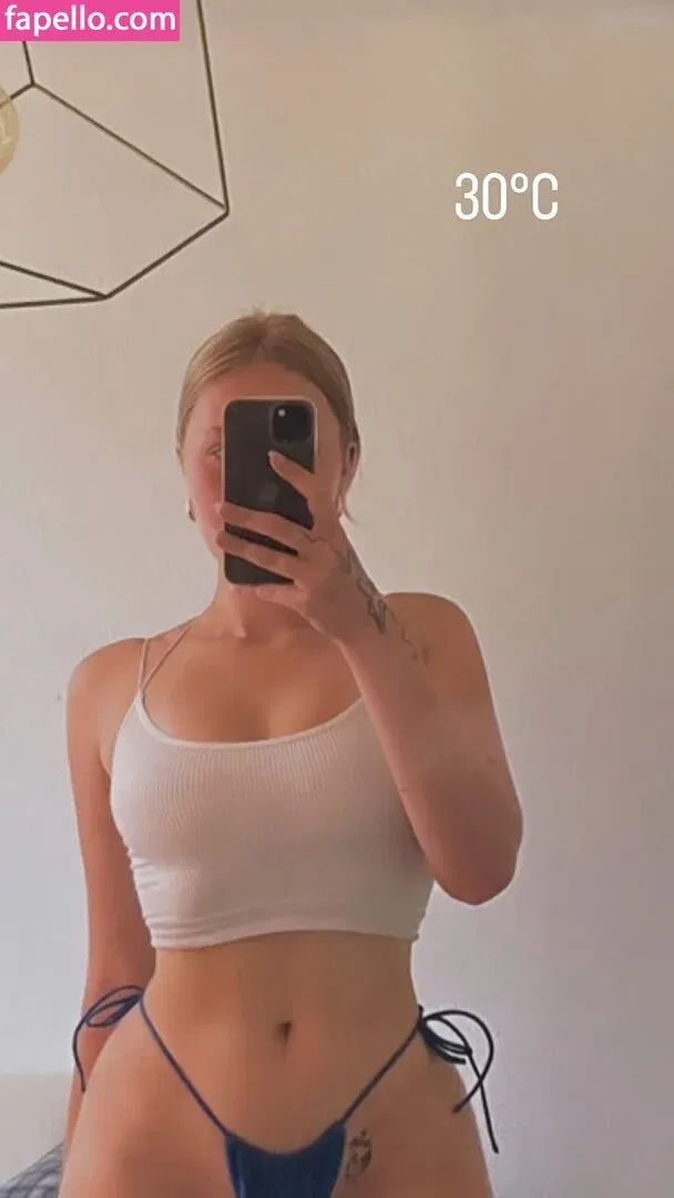 Cirizzle / cirizle / cirizzzle Onlyfans Photo Gallery 