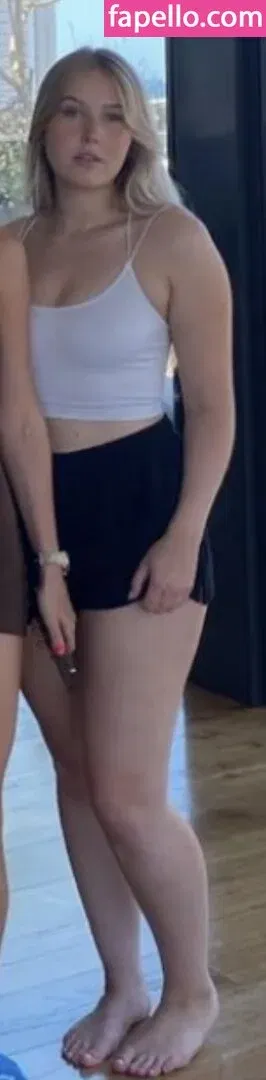 Cirizzle / cirizle / cirizzzle Onlyfans Photo Gallery 