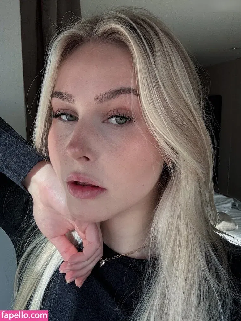 Cirizzle / cirizle / cirizzzle Onlyfans Photo Gallery 