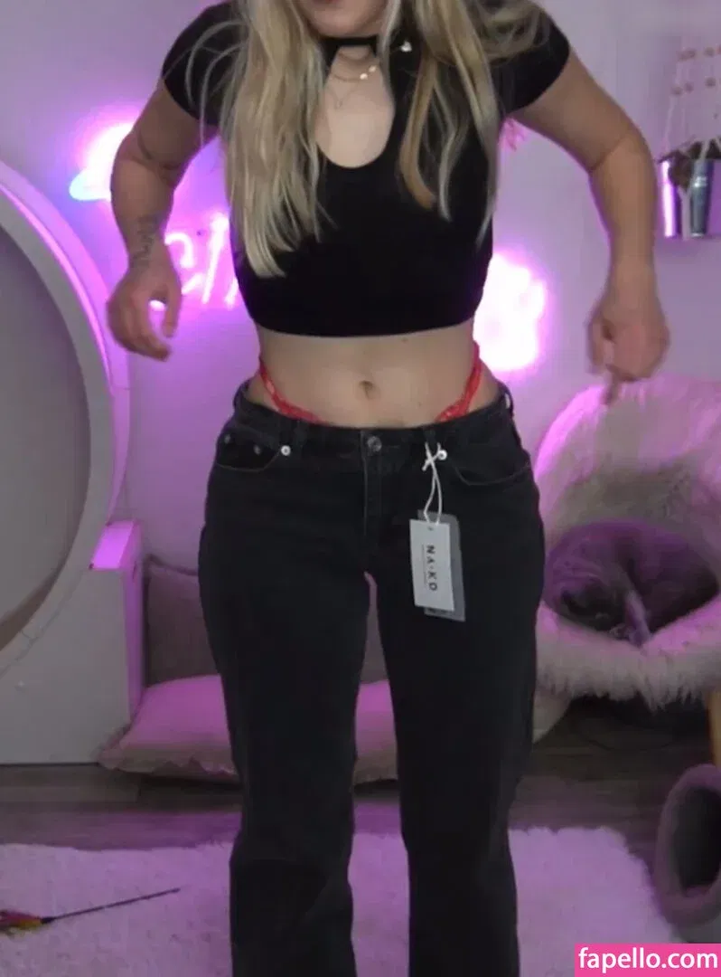 Cirizzle / cirizle / cirizzzle Onlyfans Photo Gallery 