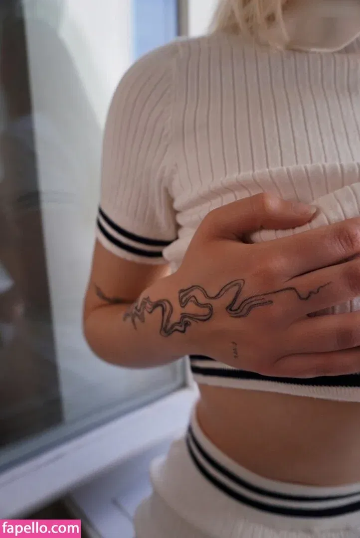 Cirizzle / cirizle / cirizzzle Onlyfans Photo Gallery 