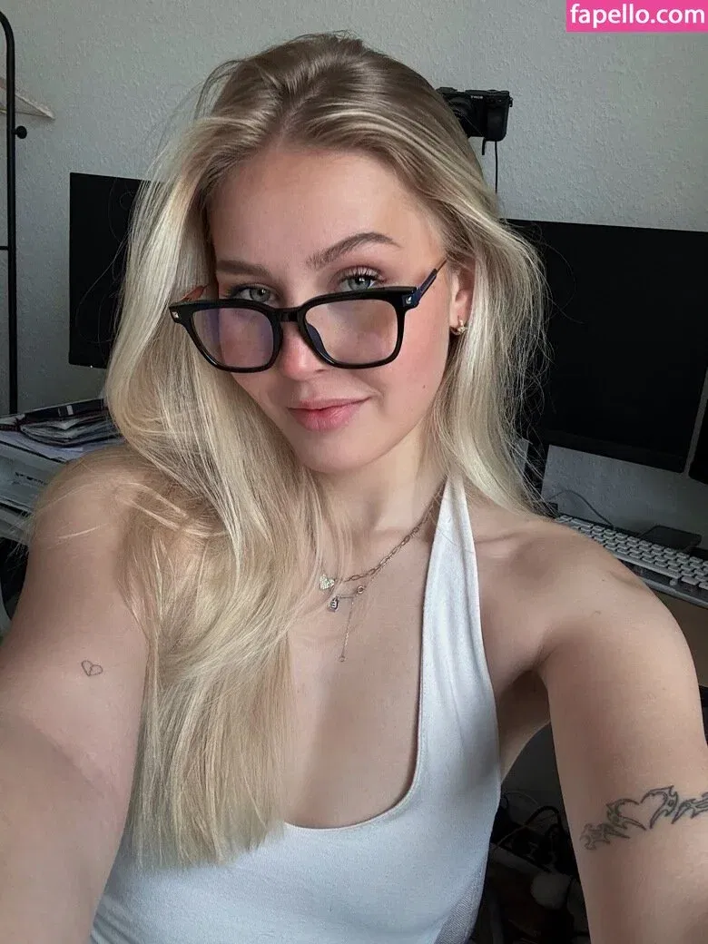 Cirizzle / cirizle / cirizzzle Onlyfans Photo Gallery 