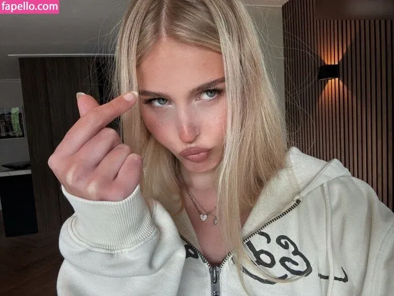 Cirizzle / cirizle / cirizzzle Onlyfans Photo Gallery 