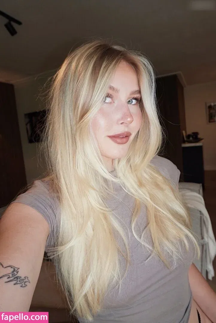 Cirizzle / cirizle / cirizzzle Onlyfans Photo Gallery 