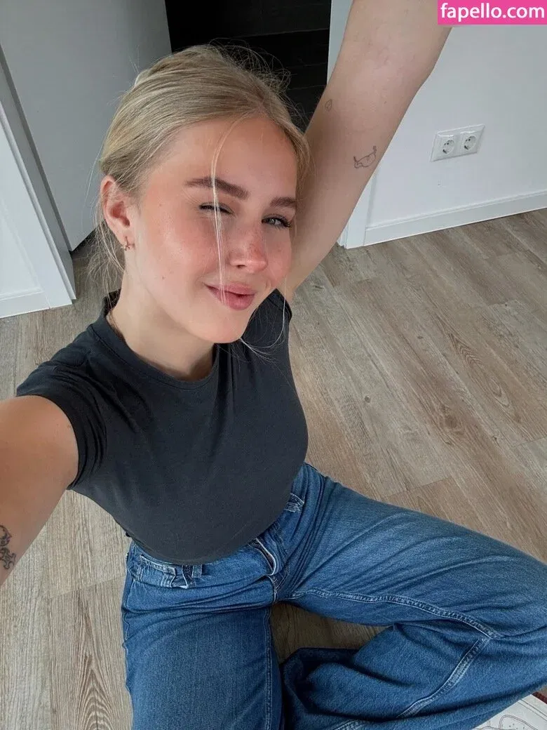 Cirizzle / cirizle / cirizzzle Onlyfans Photo Gallery 