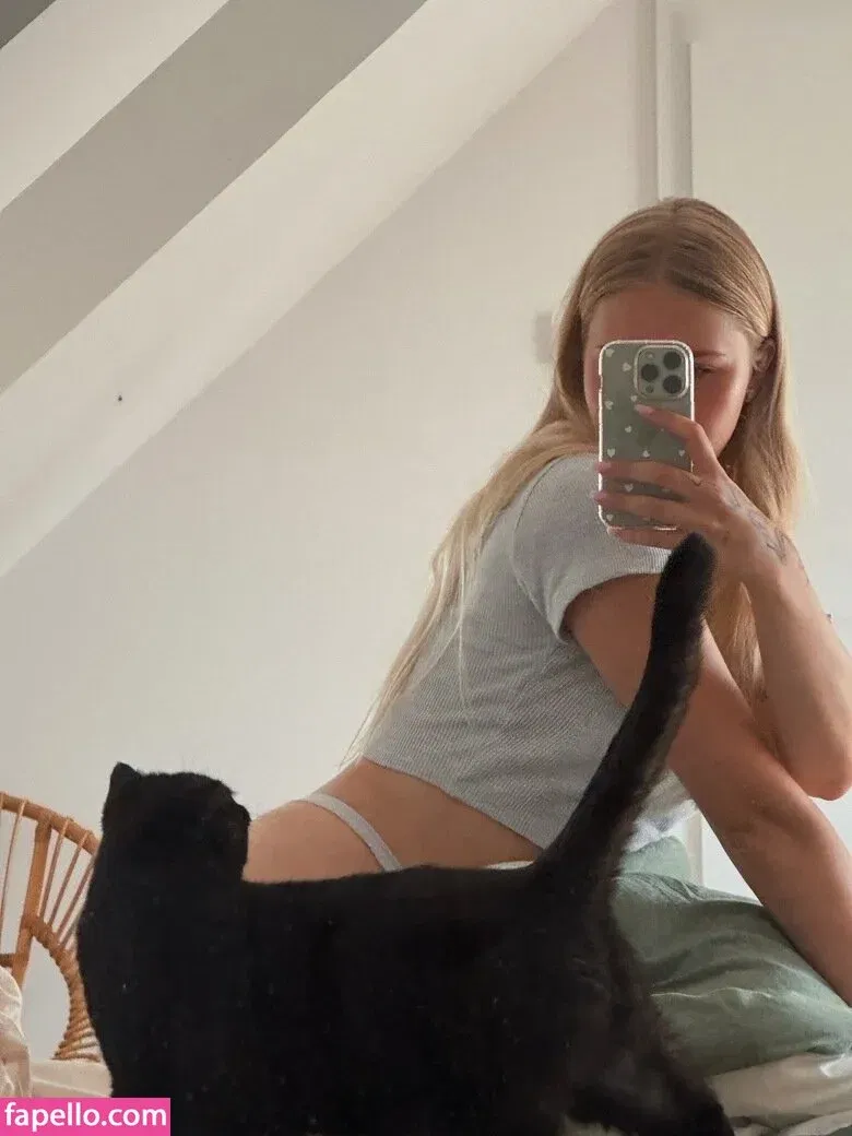 Cirizzle / cirizle / cirizzzle Onlyfans Photo Gallery 