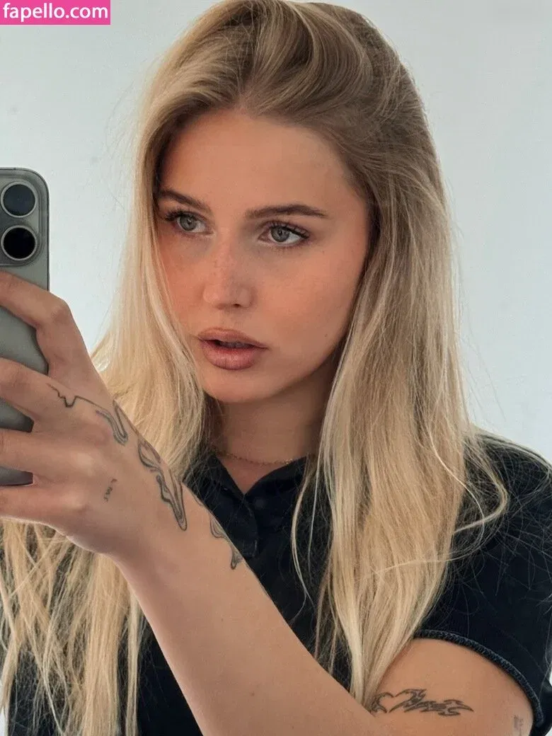 Cirizzle / cirizle / cirizzzle Onlyfans Photo Gallery 