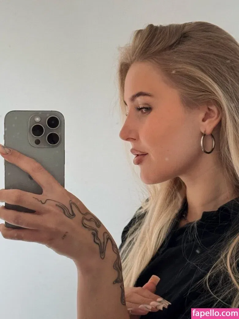 Cirizzle / cirizle / cirizzzle Onlyfans Photo Gallery 