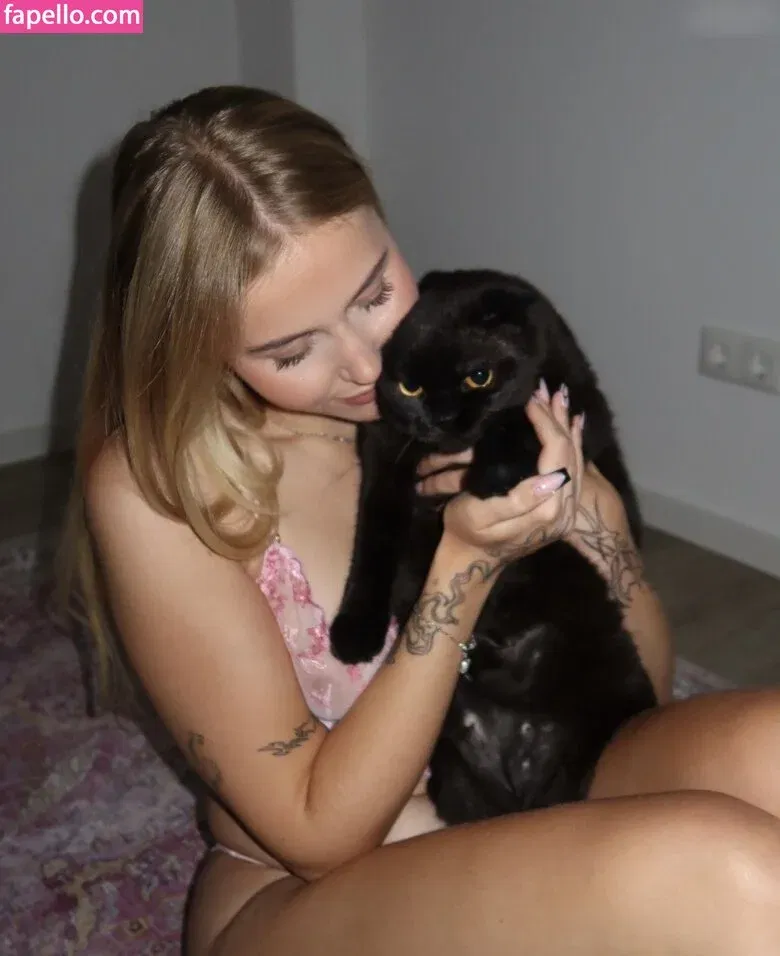 Cirizzle / cirizle / cirizzzle Onlyfans Photo Gallery 