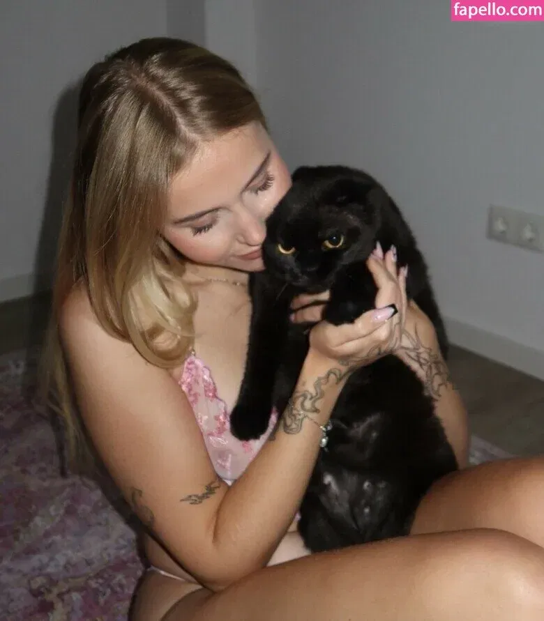 Cirizzle / cirizle / cirizzzle Onlyfans Photo Gallery 