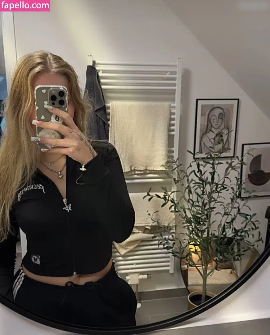 Cirizzle / cirizle / cirizzzle Onlyfans Photo Gallery 