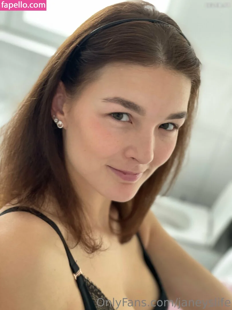 Janeyslife / janeys.life Onlyfans Photo Gallery 