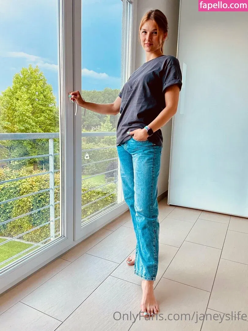 Janeyslife / janeys.life Onlyfans Photo Gallery 