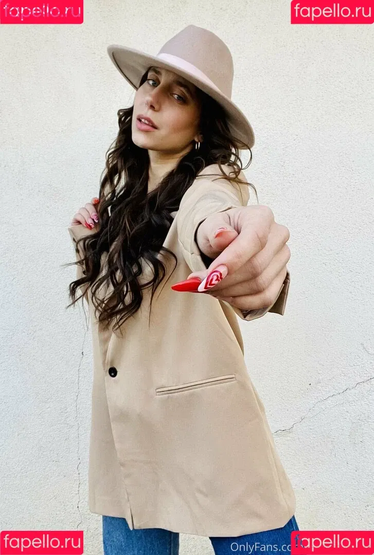 Eatwithmars / Missmars_ / eatwithmars_ Onlyfans Photo Gallery 