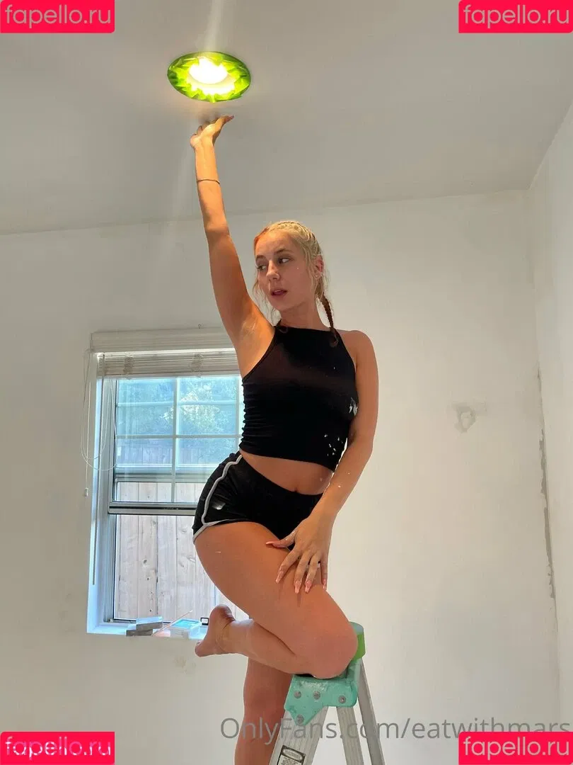 Eatwithmars / Missmars_ / eatwithmars_ Onlyfans Photo Gallery 