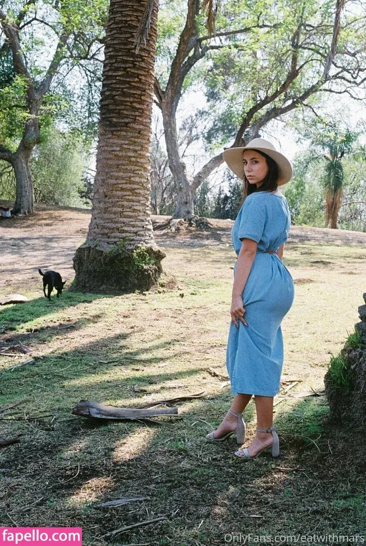 Eatwithmars / Missmars_ / eatwithmars_ Onlyfans Photo Gallery 