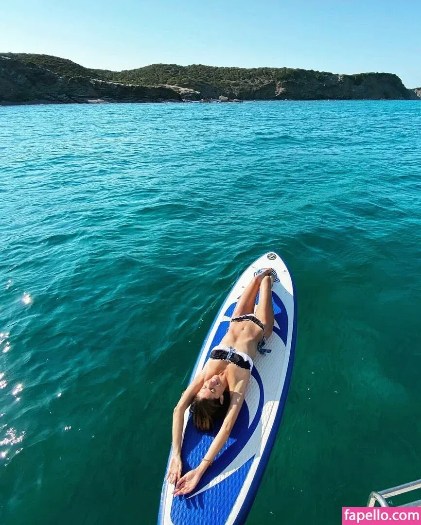 Stephanie Cayo / unlunar Onlyfans Photo Gallery 